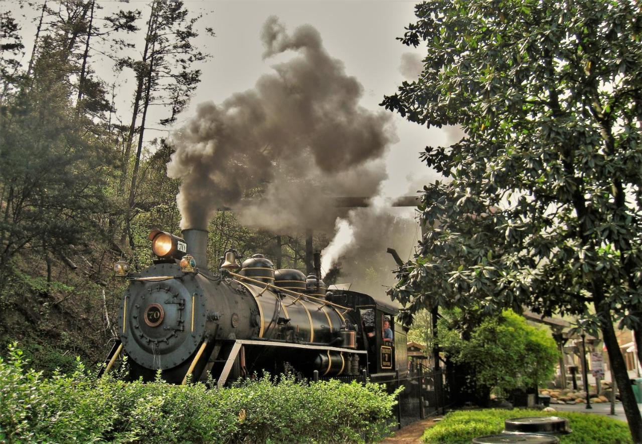 Apple Valley Hideaway, 1089 Of Free Attraction Tickets For Each Paid Day, Dollywood And More! Pigeon Forge Esterno foto