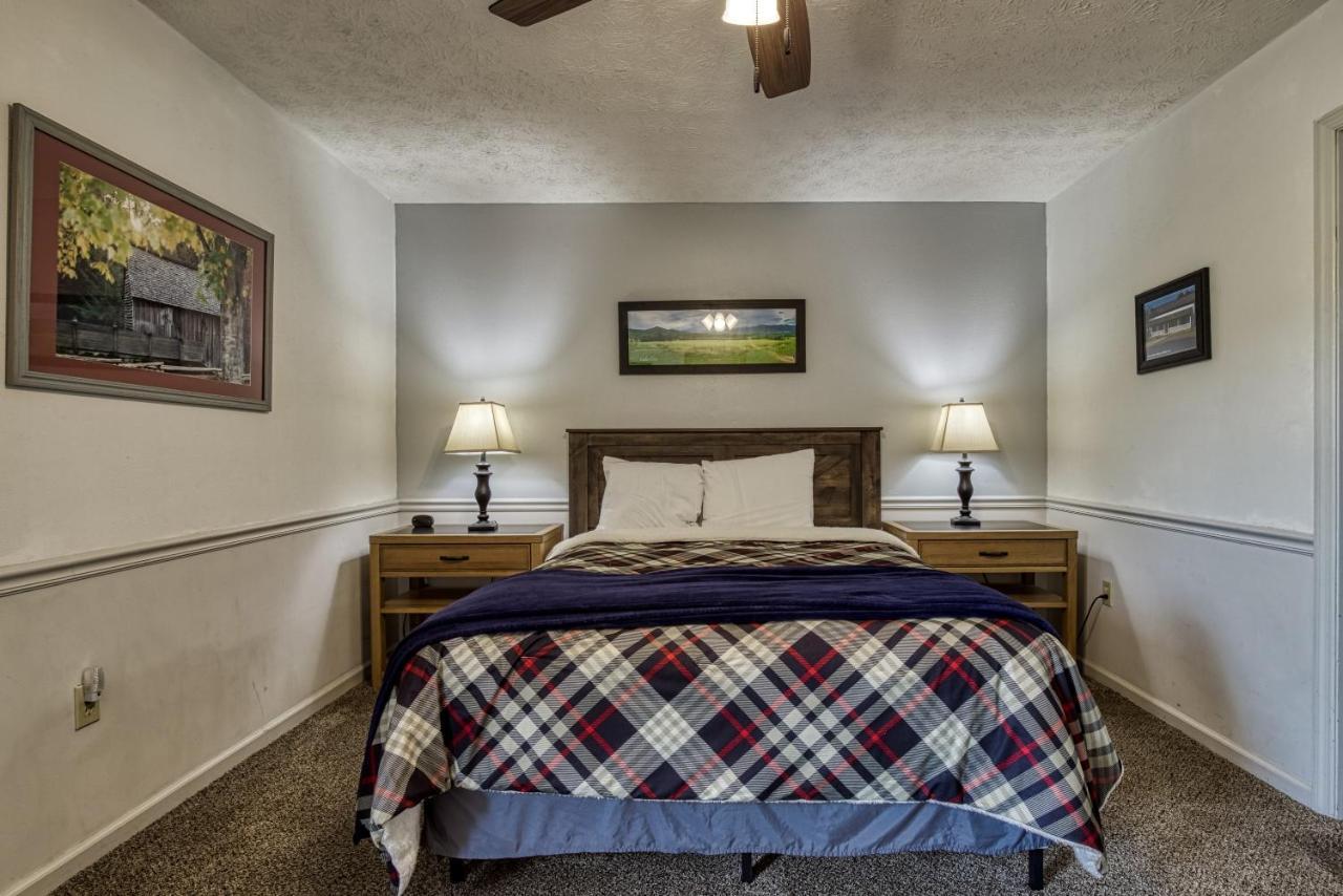 Apple Valley Hideaway, 1089 Of Free Attraction Tickets For Each Paid Day, Dollywood And More! Pigeon Forge Esterno foto